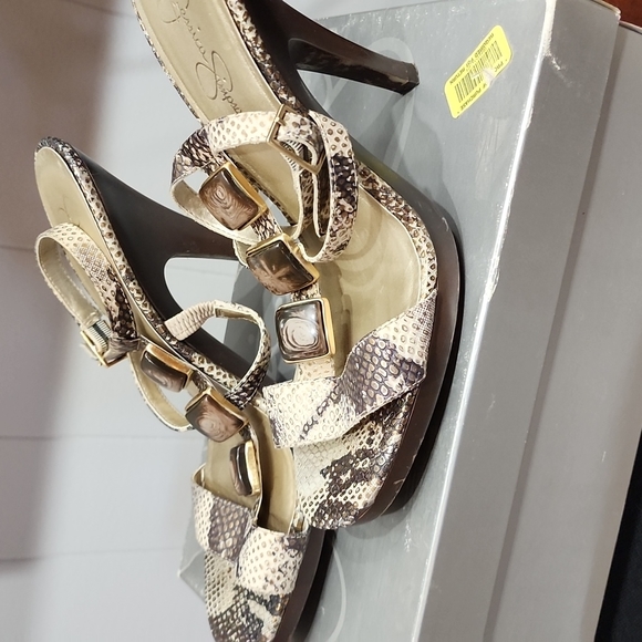 Jessica Simpson Multi Metallic Snake Shoes. Size  8 - Picture 2 of 3